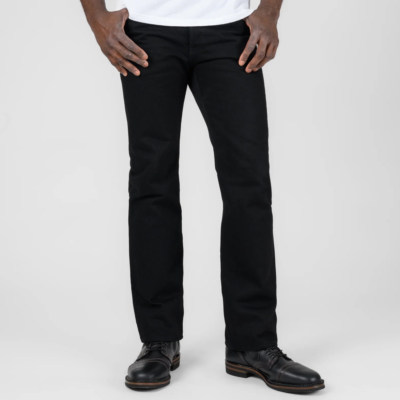 Iron Heart IH-666S-142bb 14oz Slim Straight Black/Black