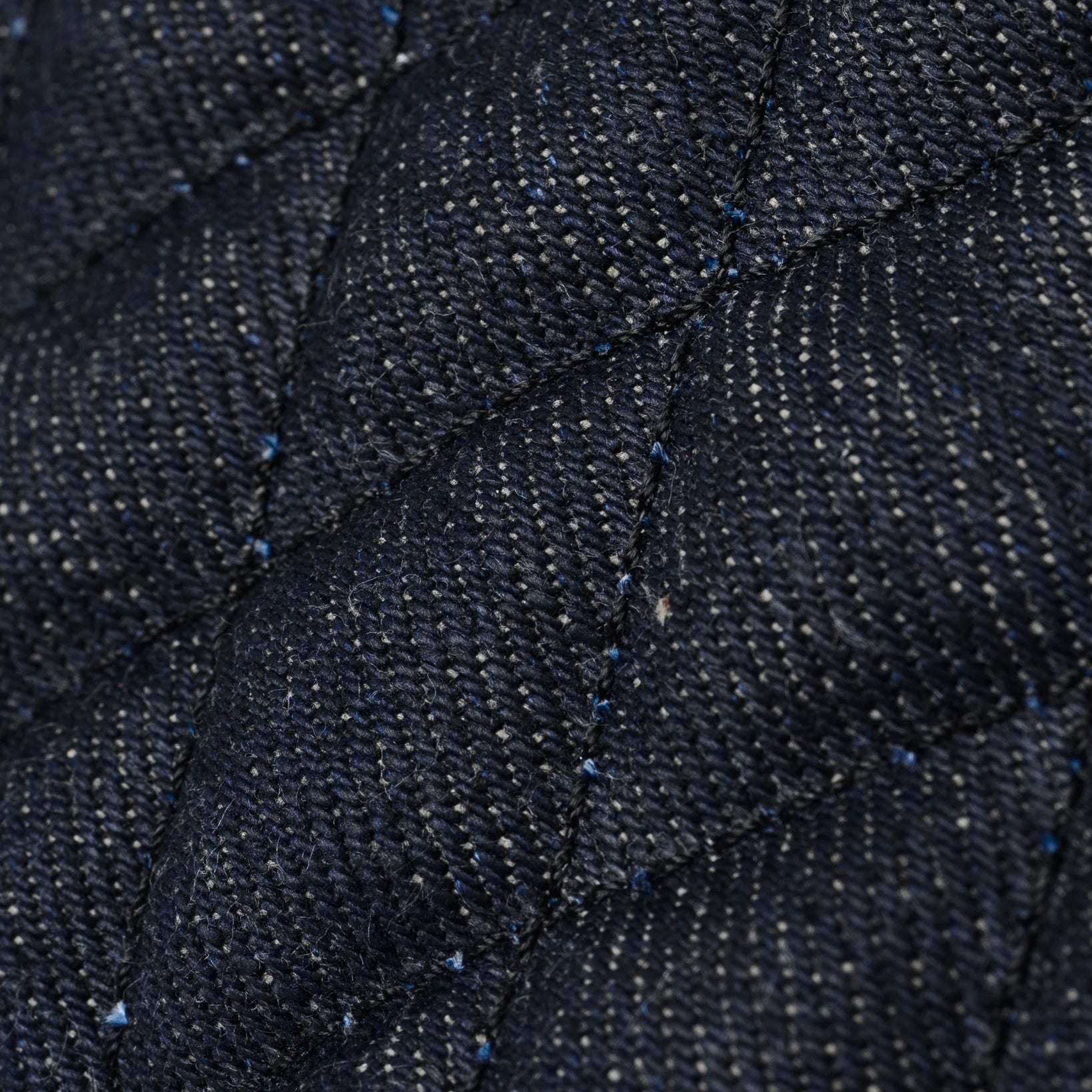 IHE-51-IND 25 oz. Selvedge Denim Waist Bag Indigo
