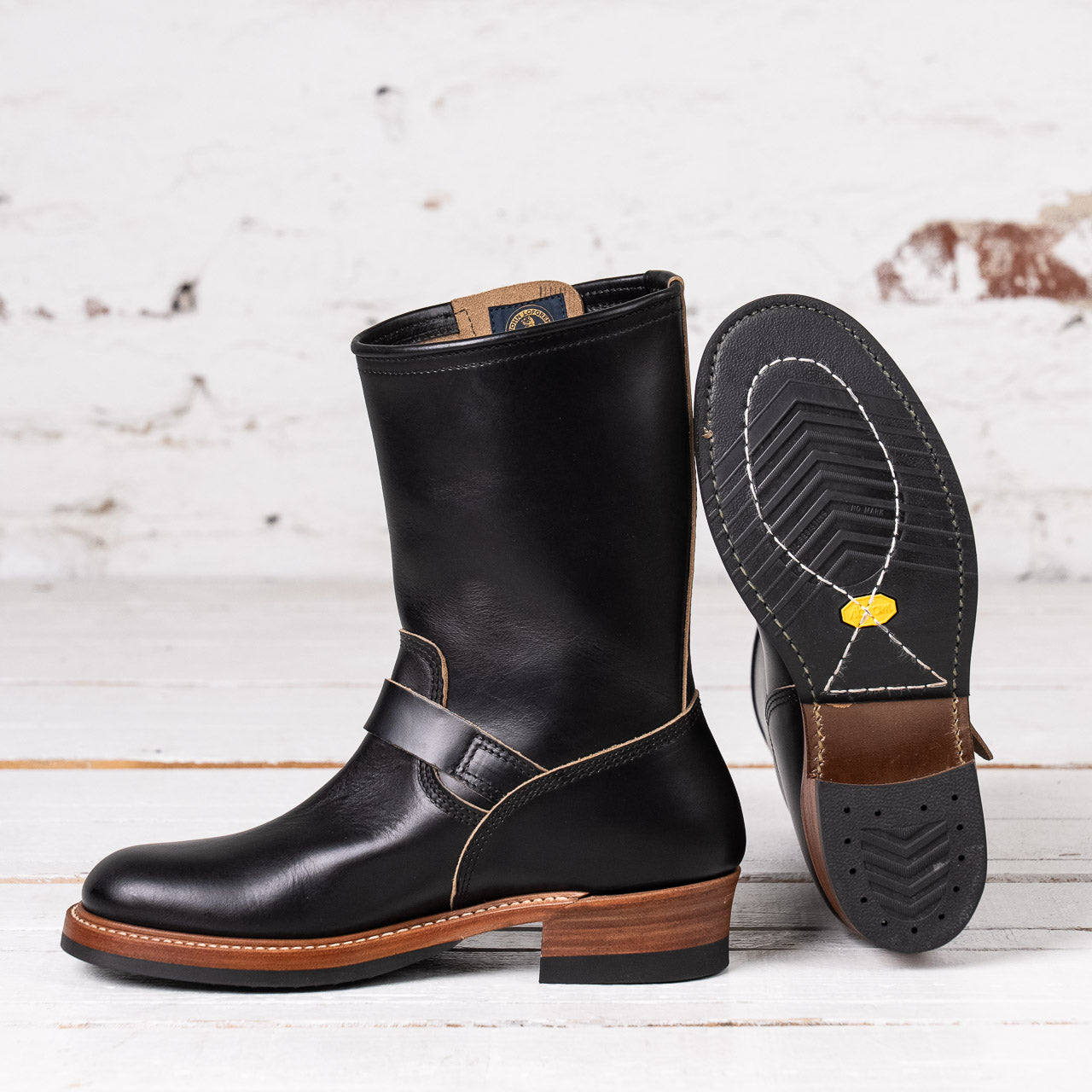 LK-003 Engineer Boots Horween CXL Black