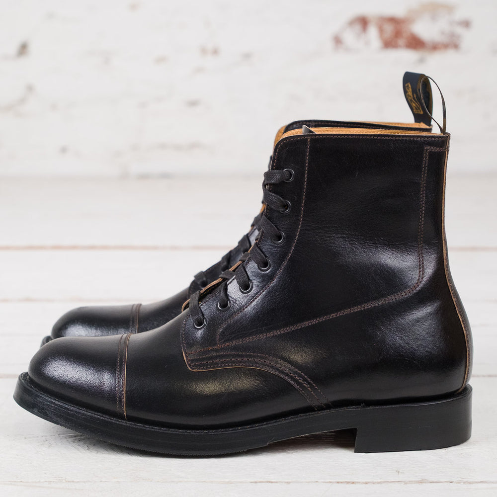 LK-048 Montgomery Boots Schwarz