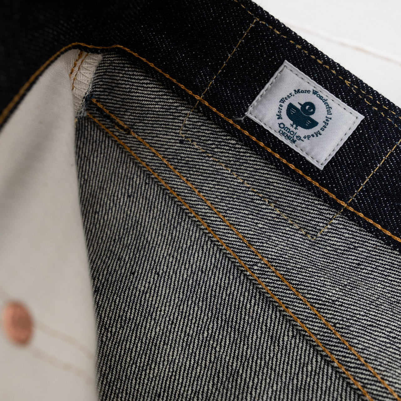 0416 15,5 oz. Straight Fit Jeans