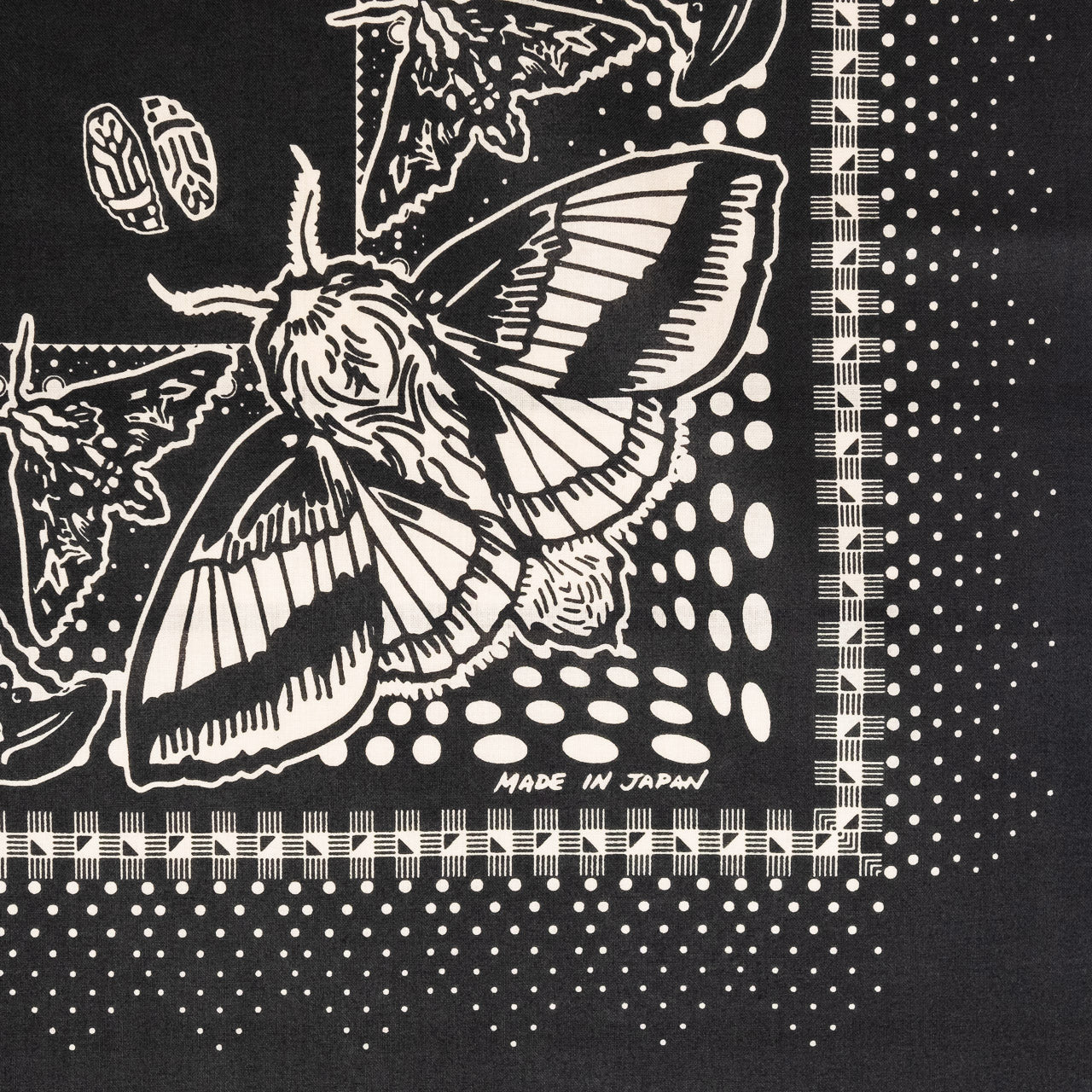 Bandana "Nighthings" 90x90 Schwarz