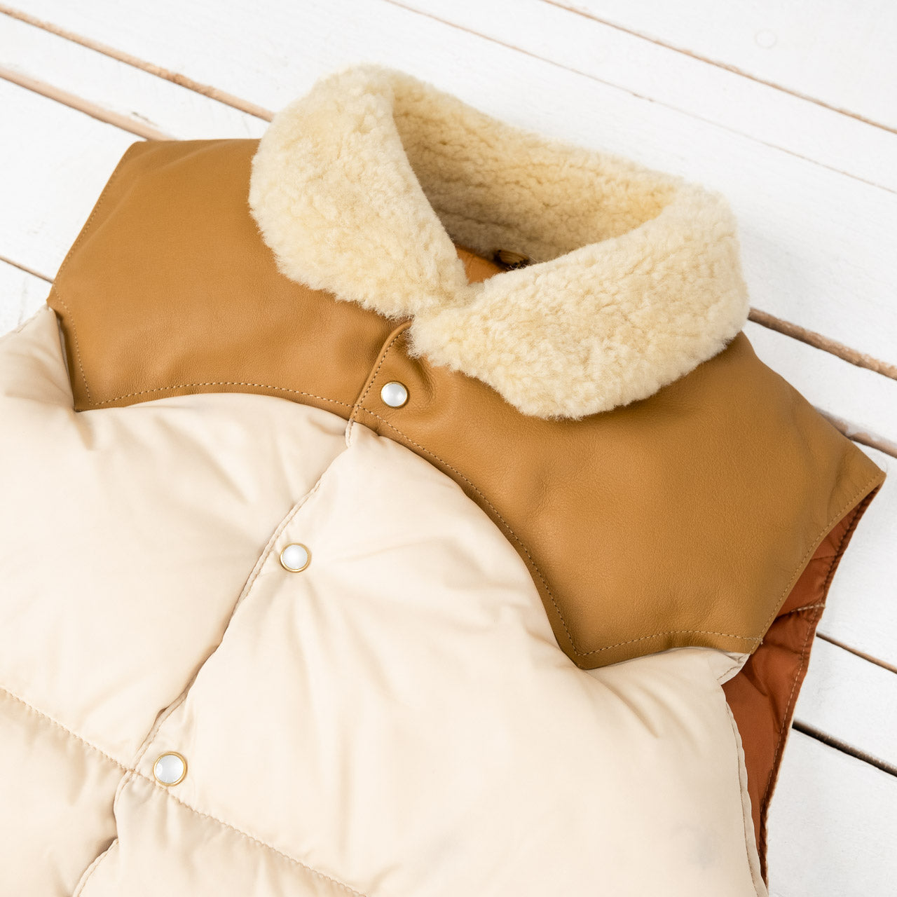 Christy down vest L.Beige
