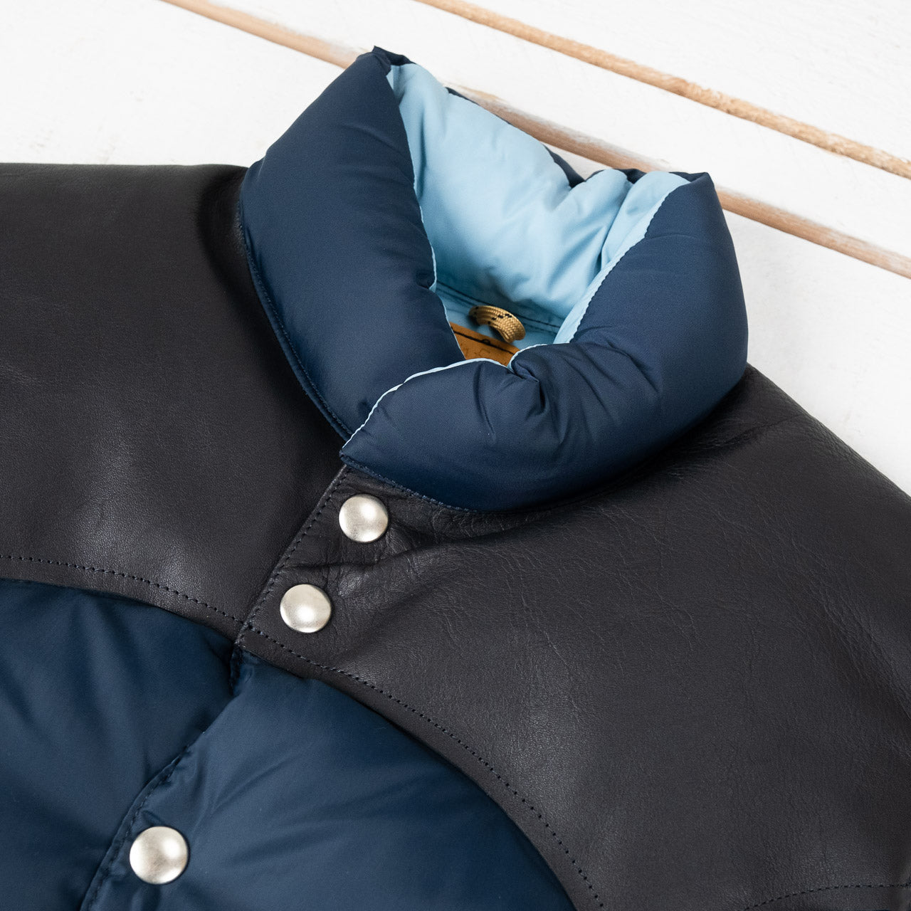 D.Navy down vest