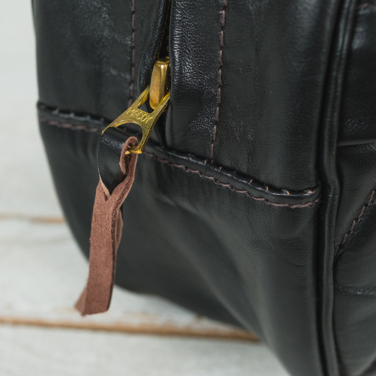 Buco Horsehide Shoulder Bag Black