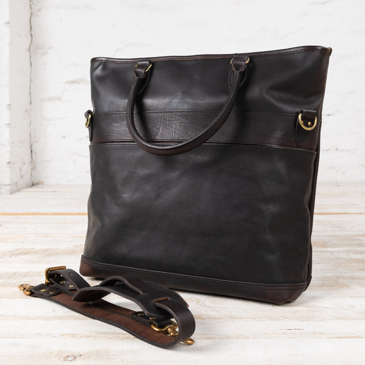 VASCO Leather Travel Tote Bag Black