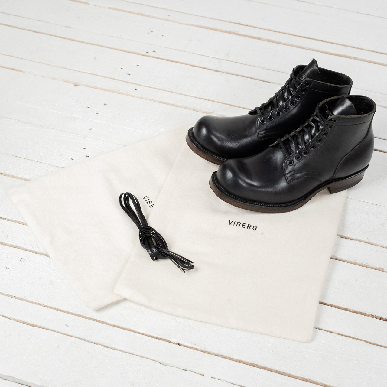 Service Boot 310 Wooly CXL Black