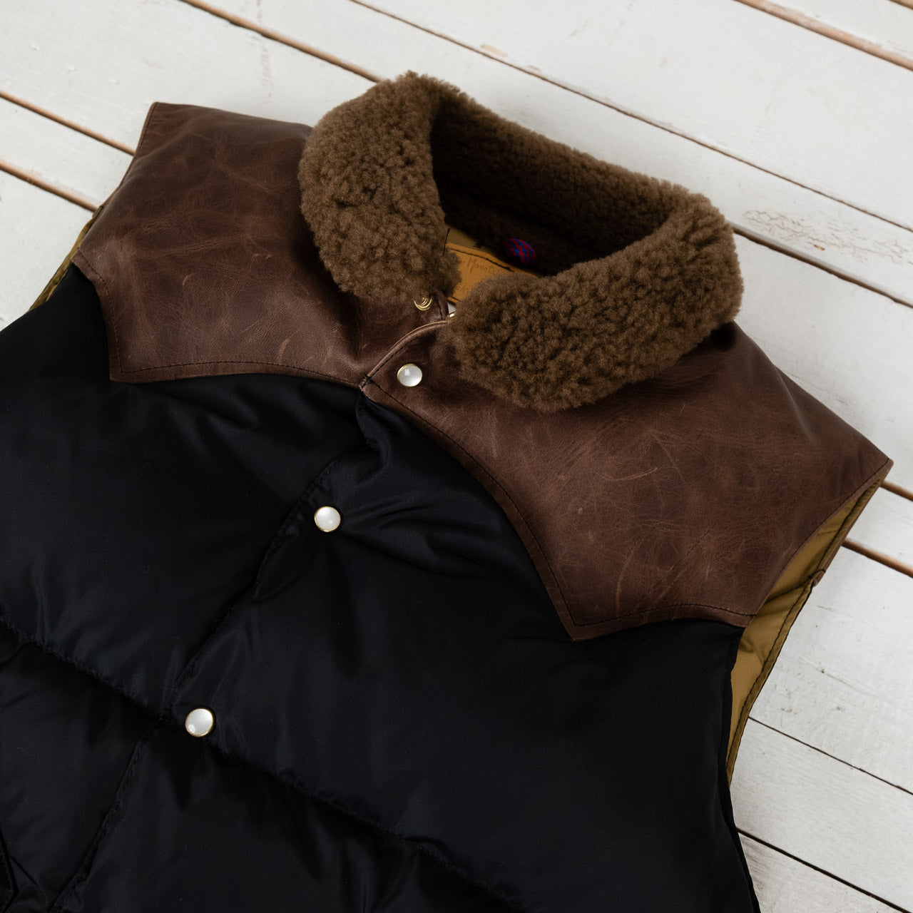 Rocky Mountain x Warehouse Christy Down Vest Black