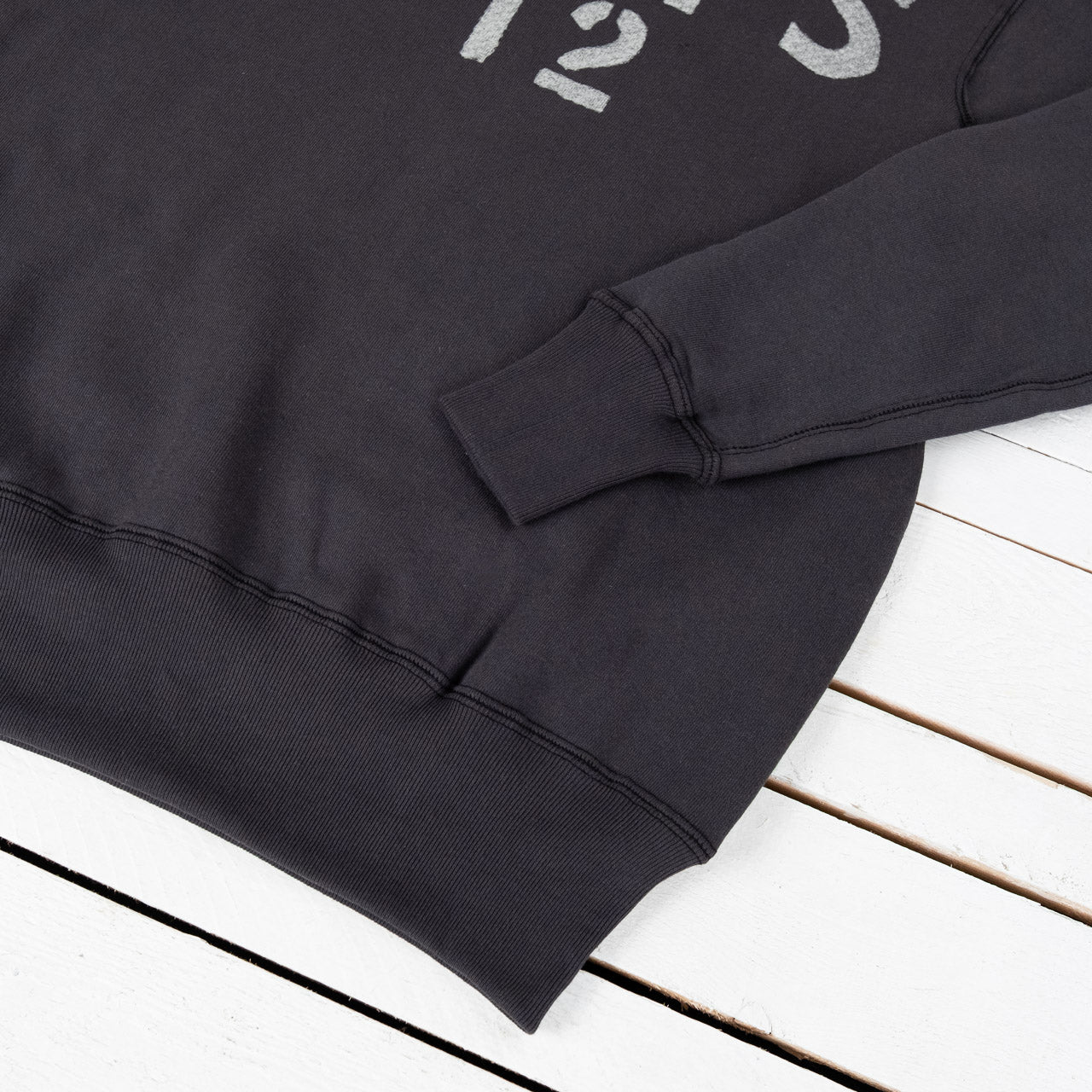 Set In Freedom Sweatshirt LV-FS Sumikuro