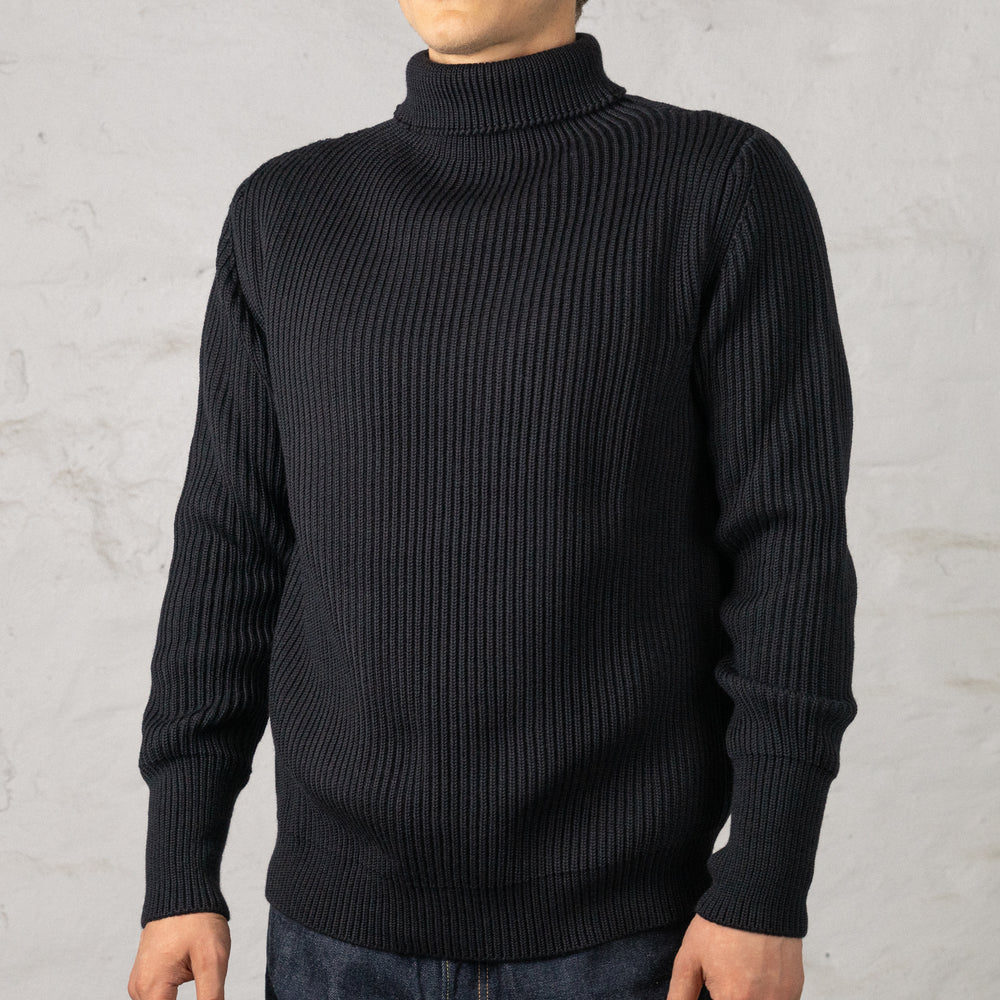 Navy Turtleneck Schwarz