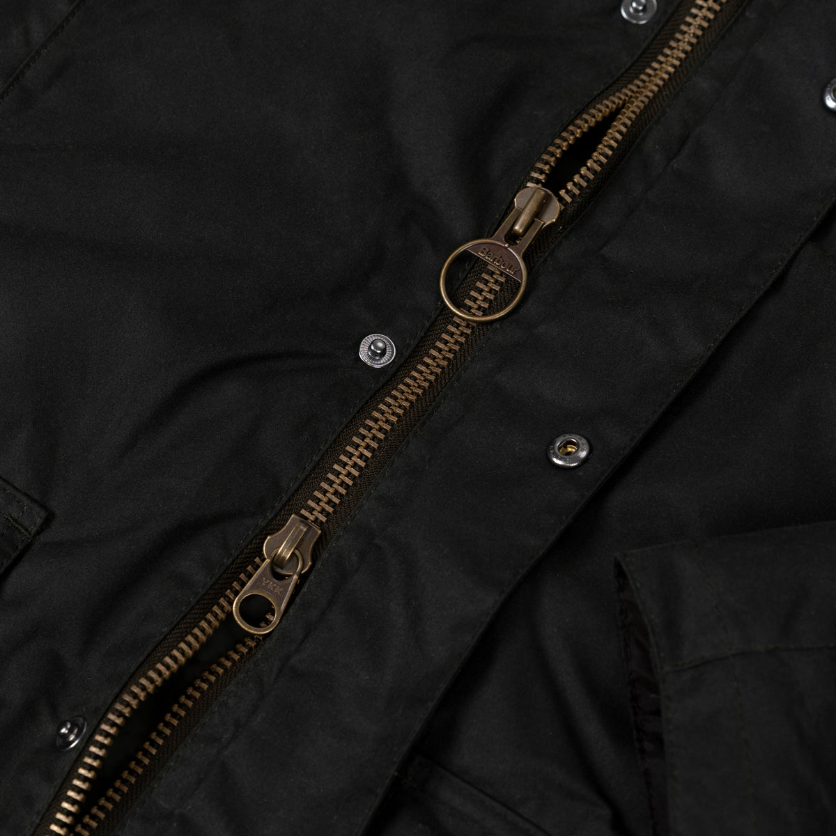 Modern Beaufort Wax Sauge/Shadow Classic