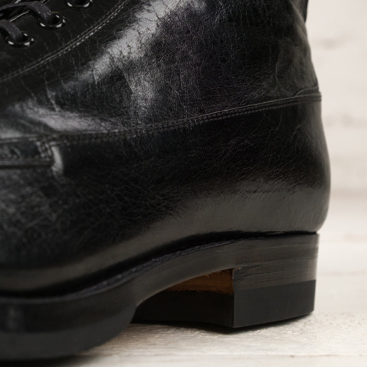 Fellini Canguro Cuir Noir