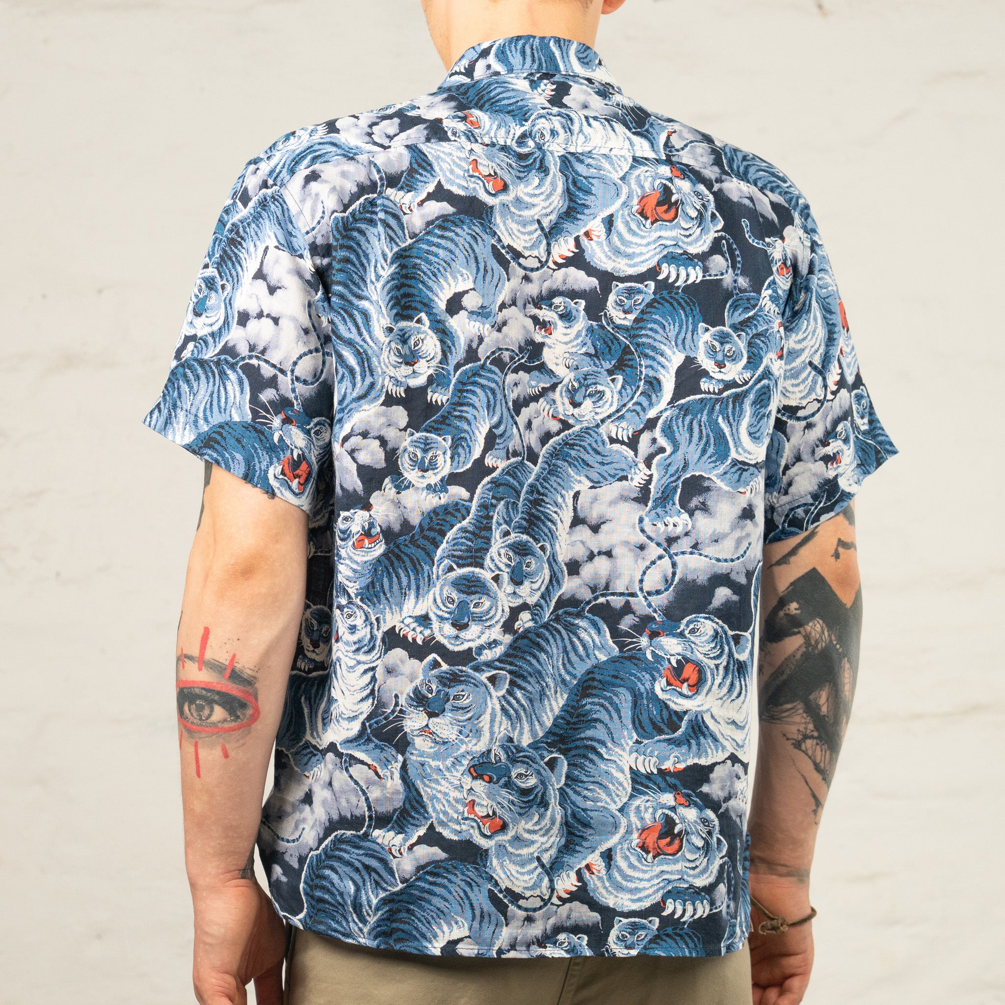 Hawaiian Ice Tiger Blau