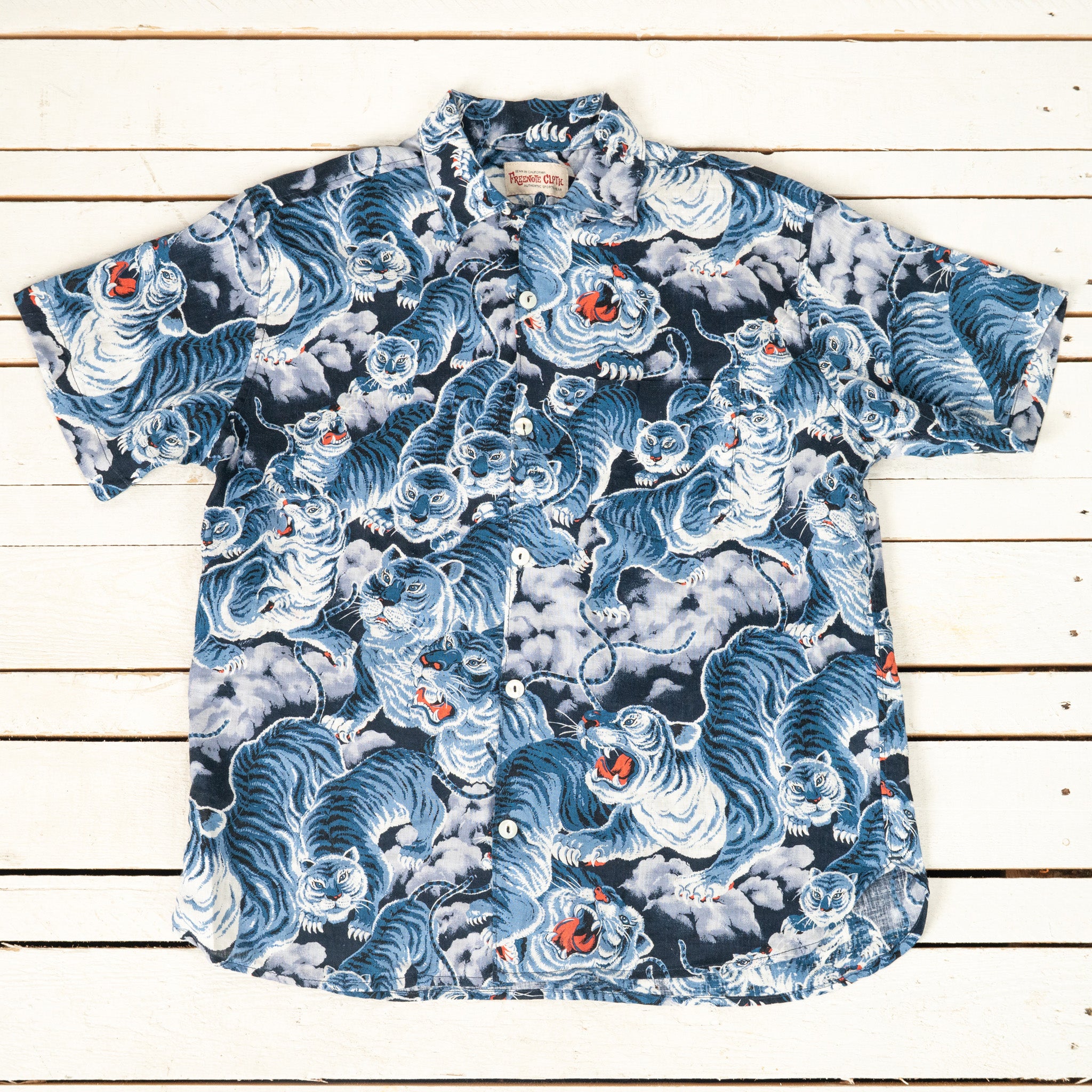 Hawaiian Ice Tiger Blau
