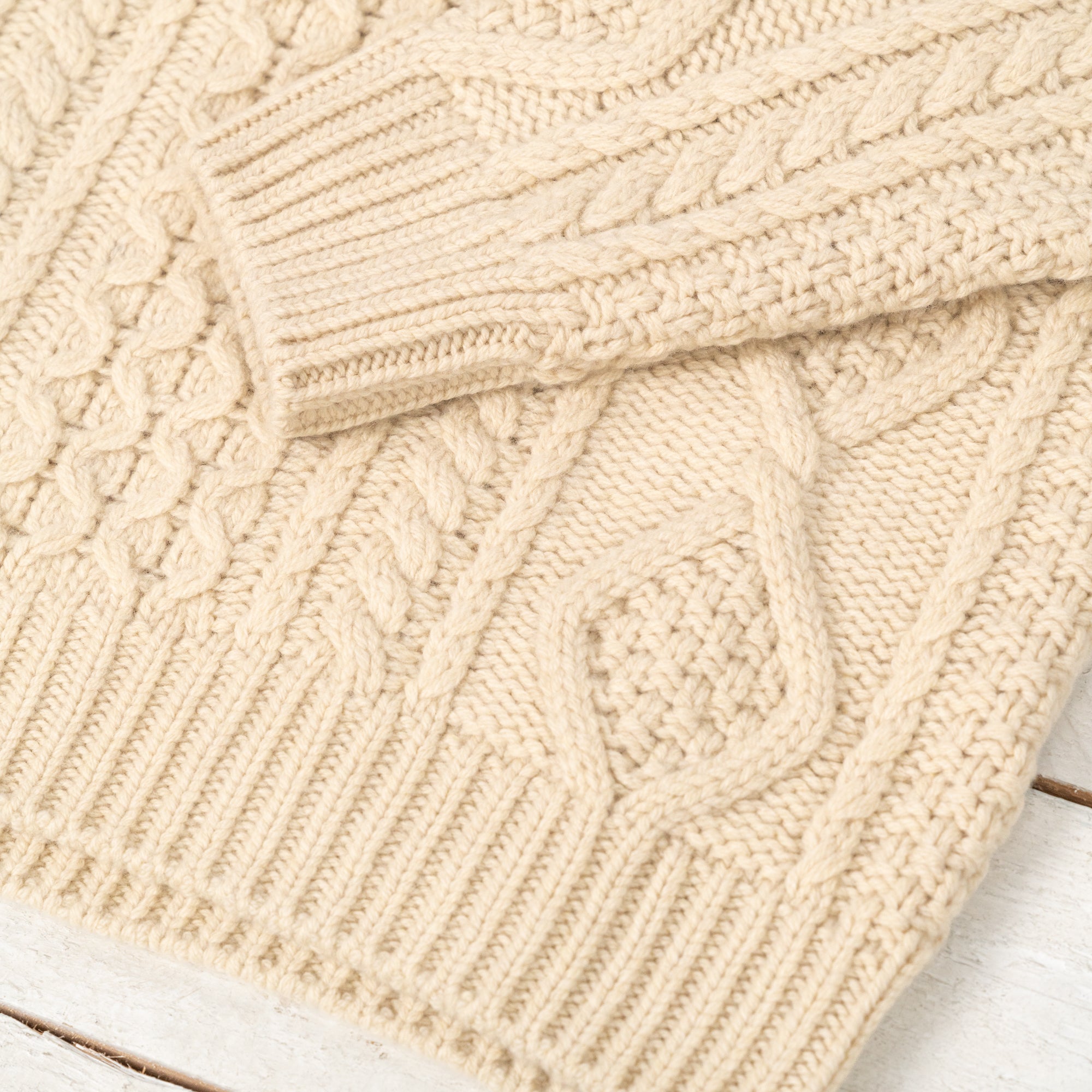 Crewneck Cableknit Off-White
