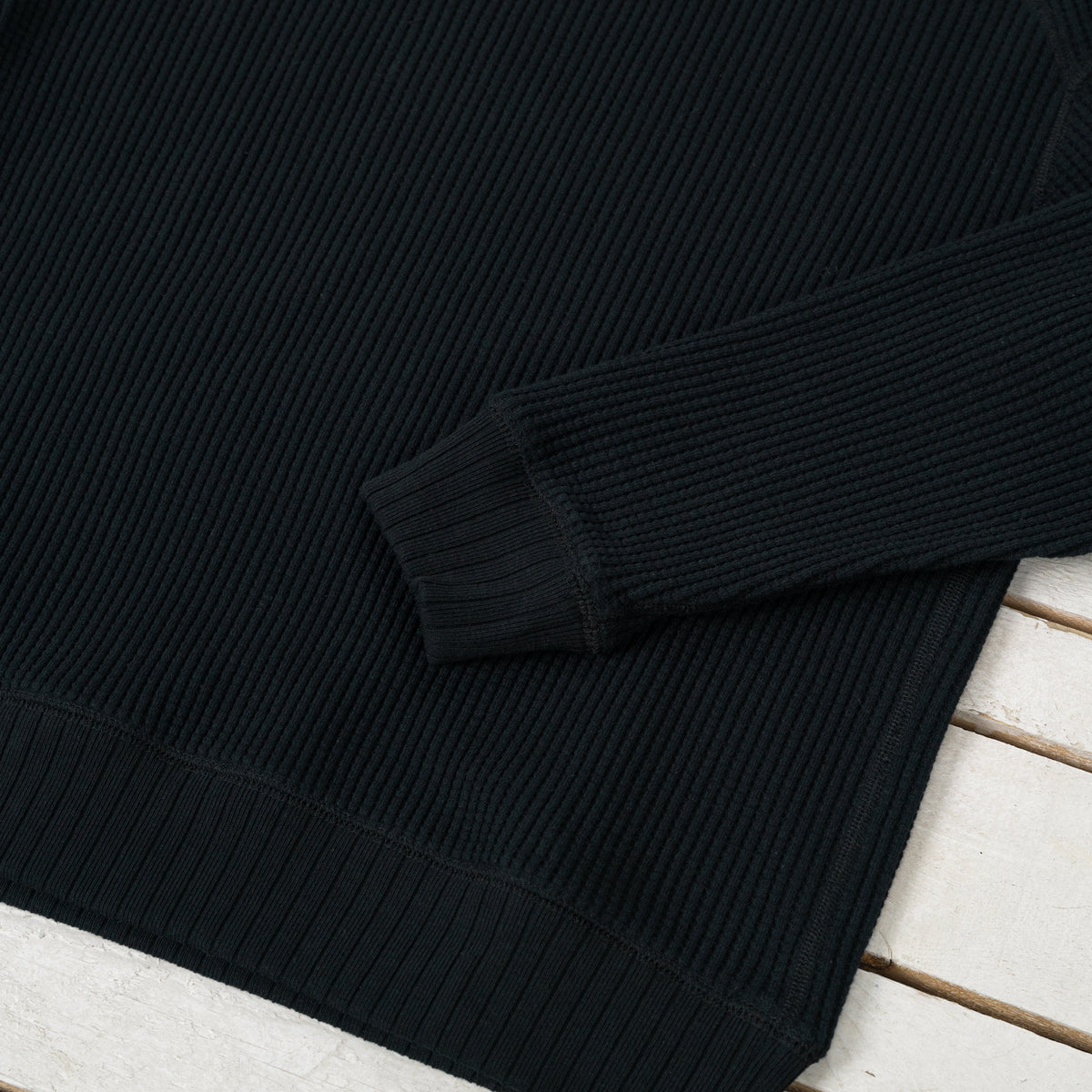 Waffle Midneck Black