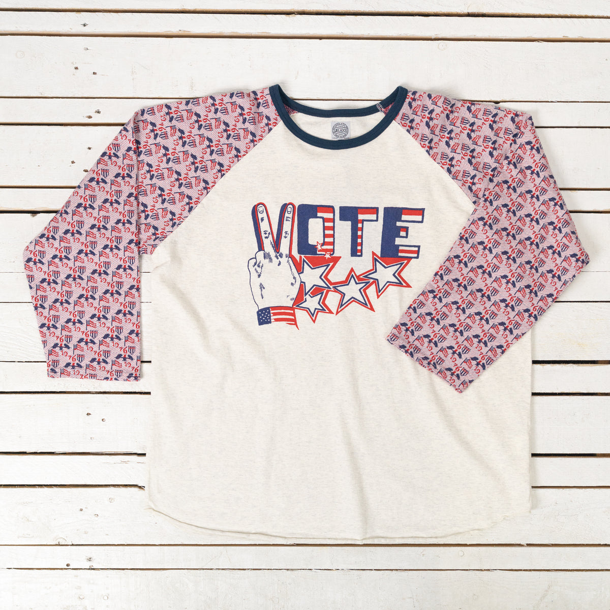 T-shirt raglan imprimé VOTE vanille