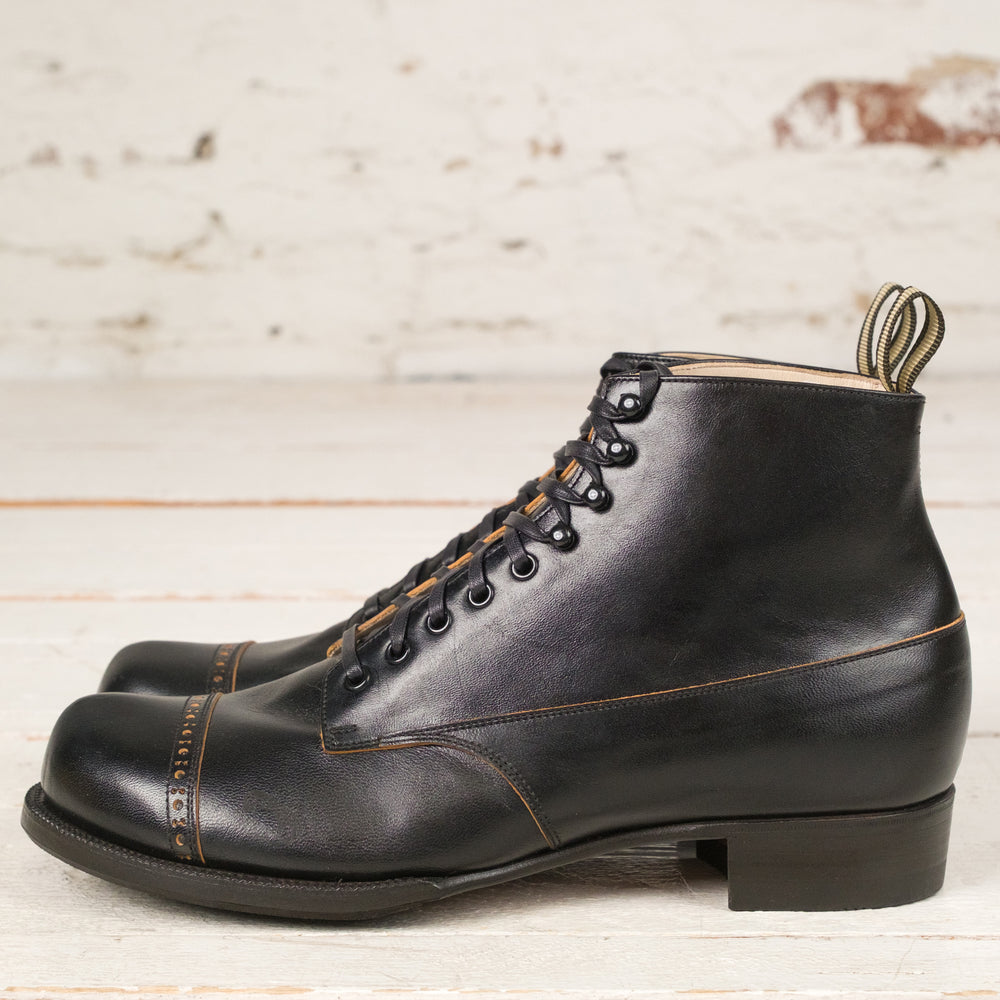 Les bottes en cuir de cheval Vaudeville 2 Monkeys