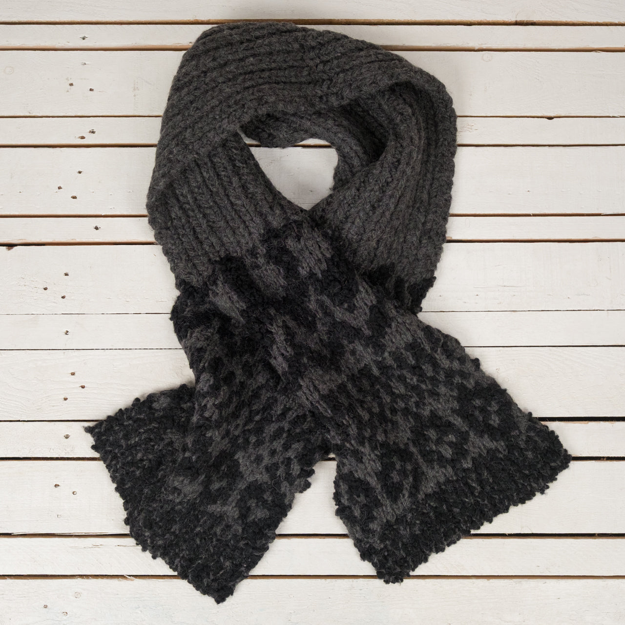 Nordic Hand Sweater Scarf