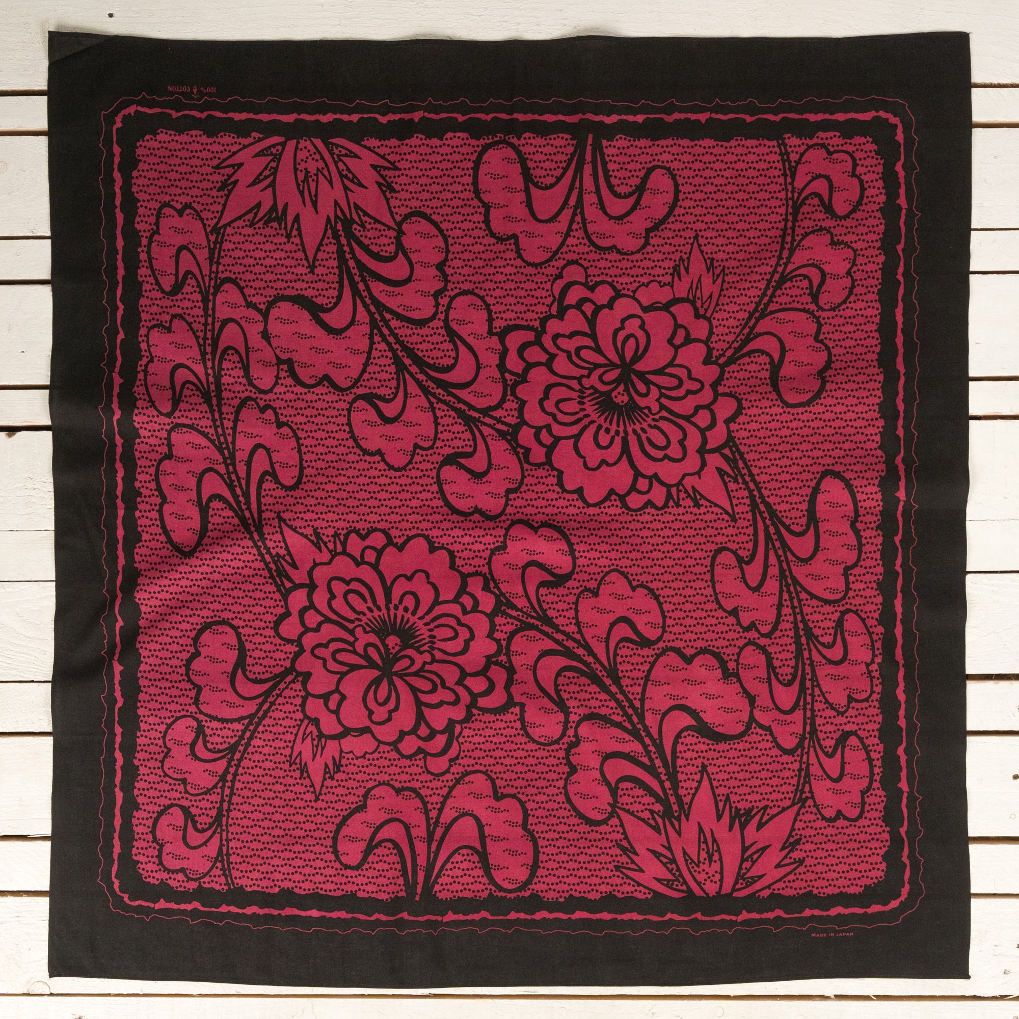 Bandana "Kiku" 90x90 Urushi