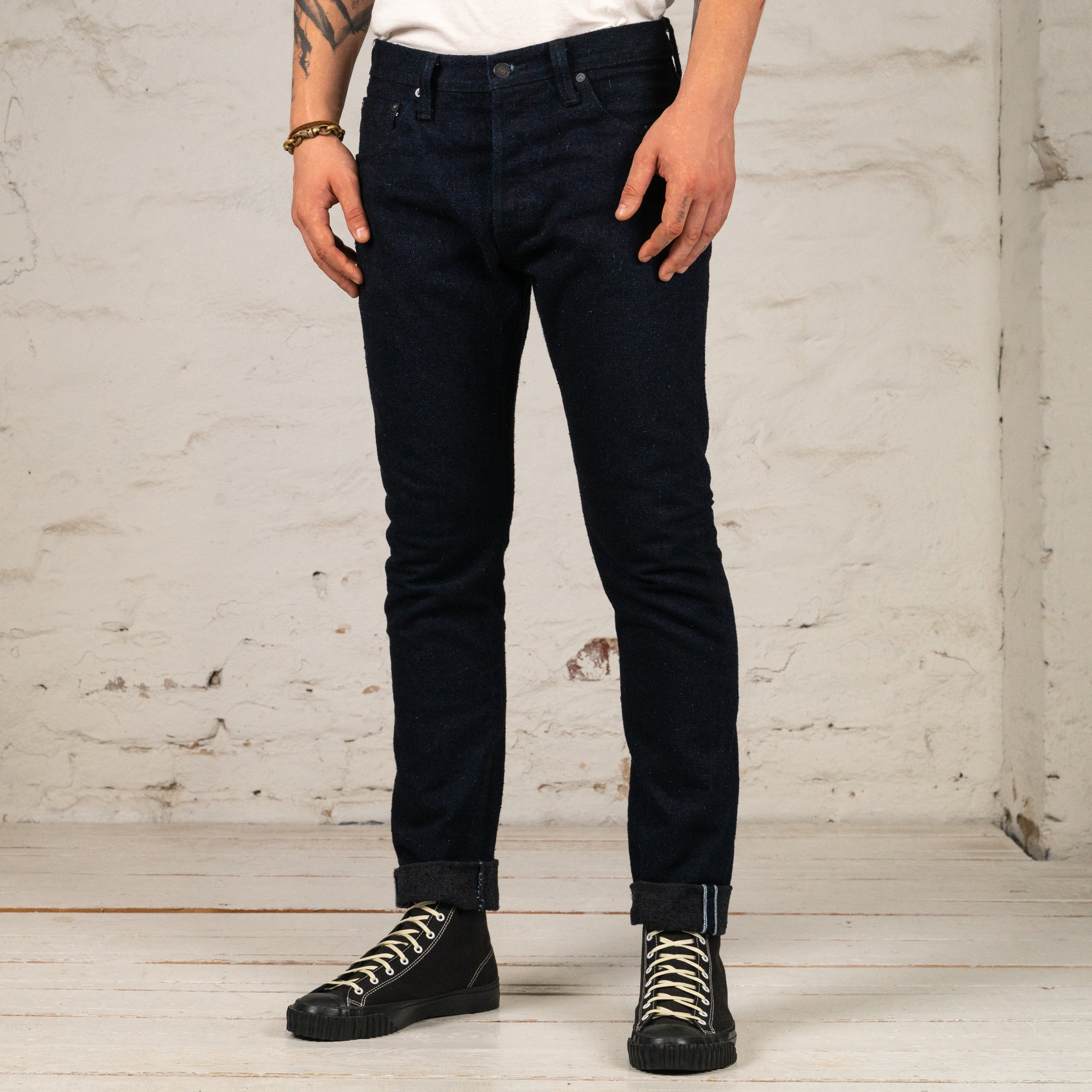 DNP-019-IDS 16 oz. Double Nep Relaxed Tapered Indigo x Sumi