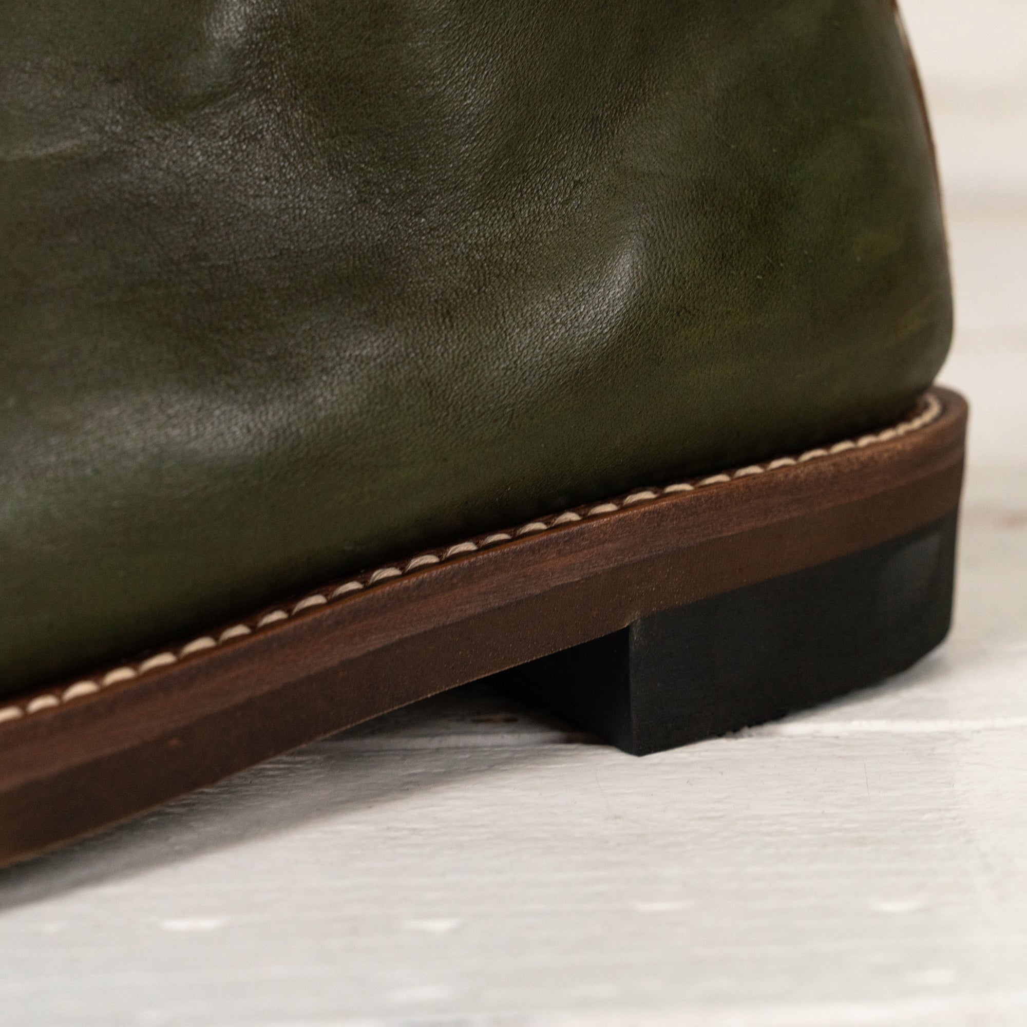 Casper Green Horsehide