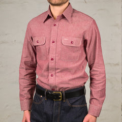 Chemise de travail rouge en chambray