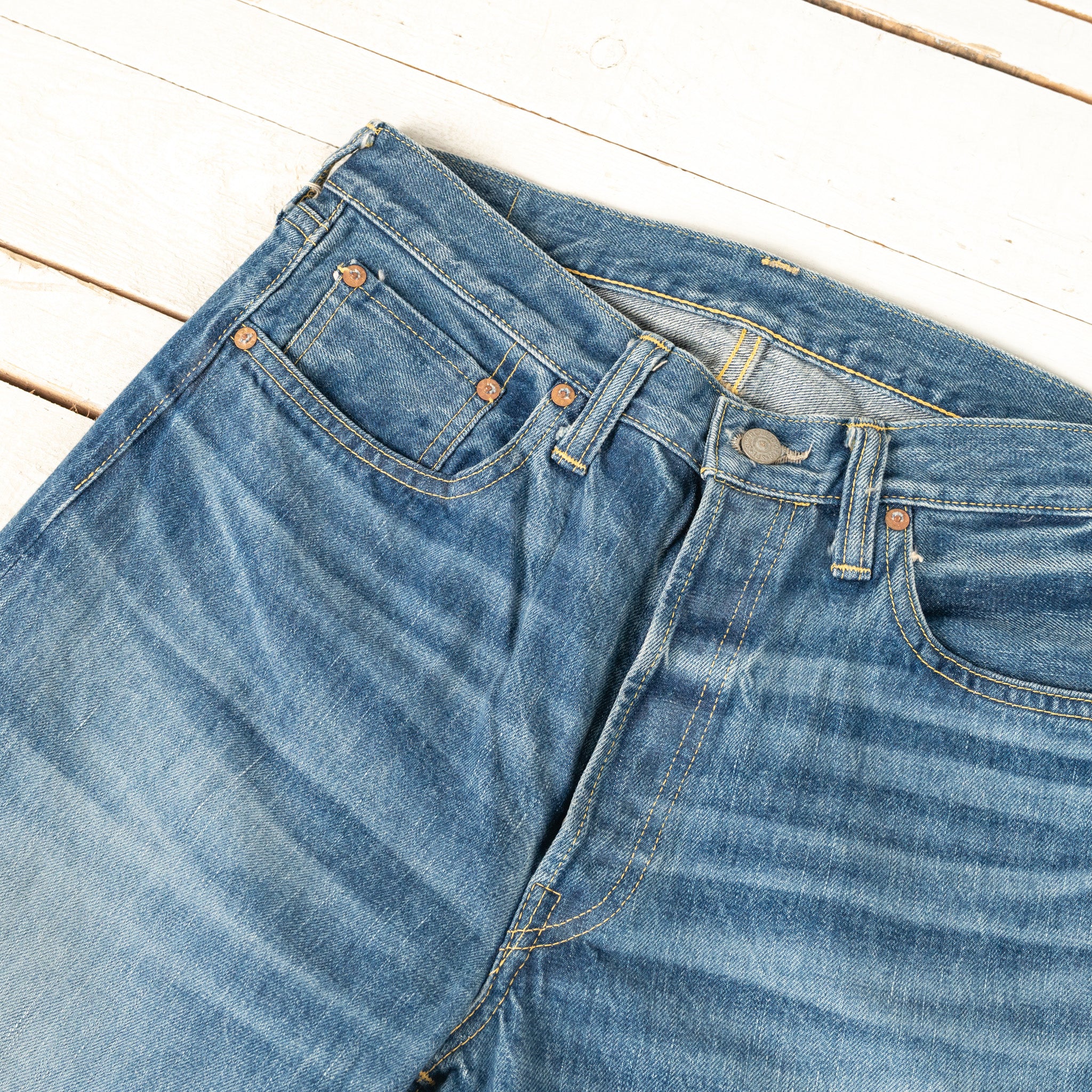14.25 oz. Denim 1947 Aged Model