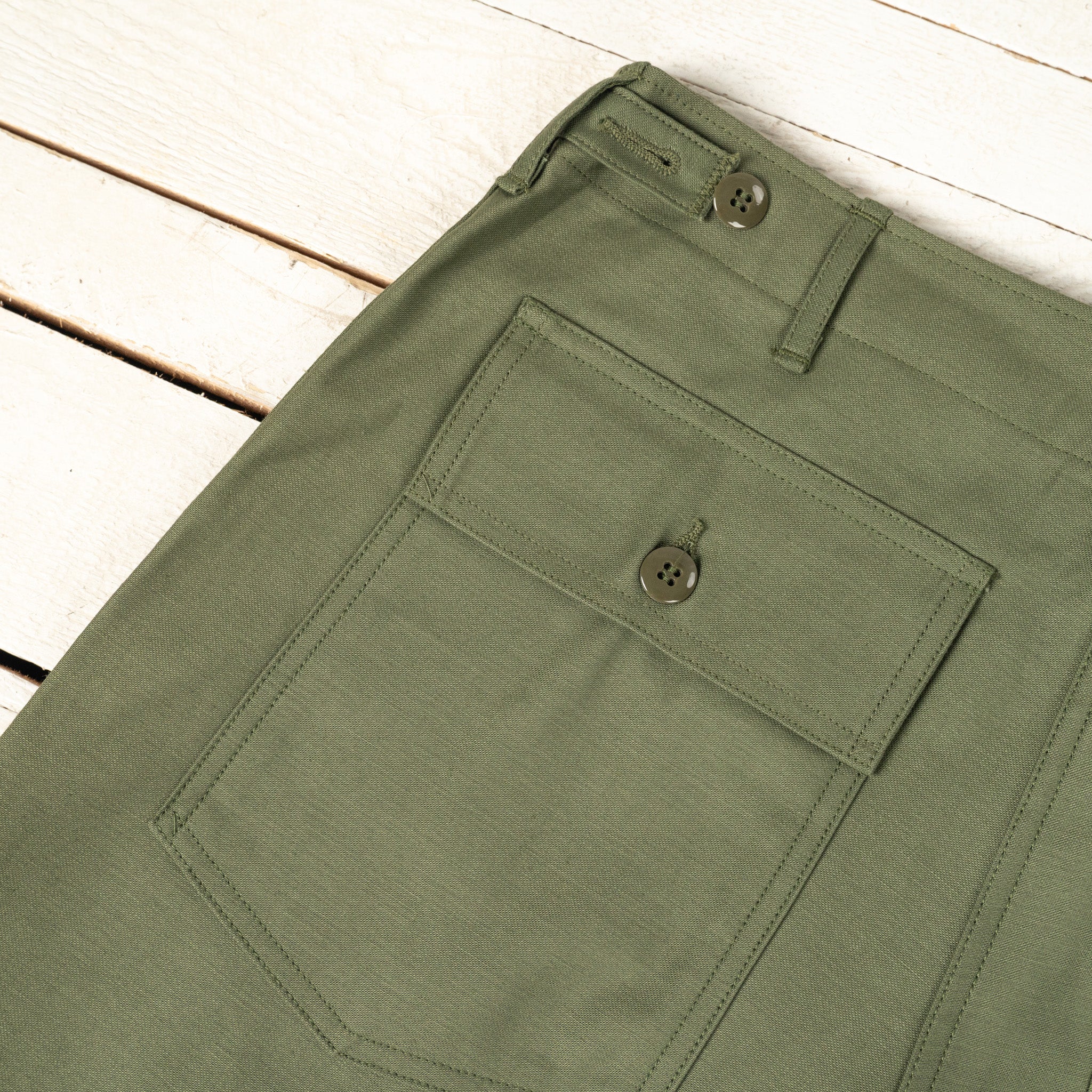 Utility Short Cotton Sateen Oliv