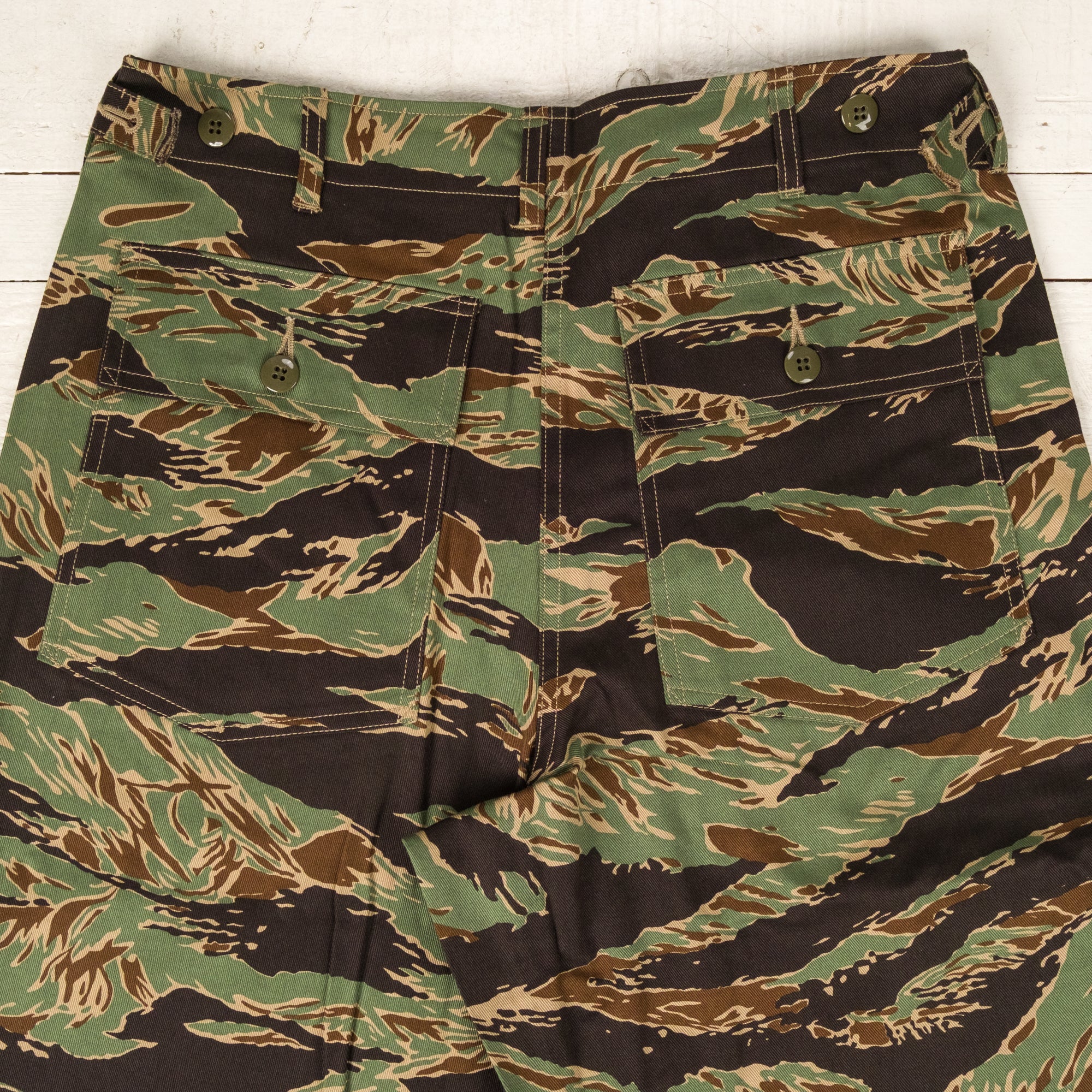 Pantalon de ville camouflage tigre / John Wayne