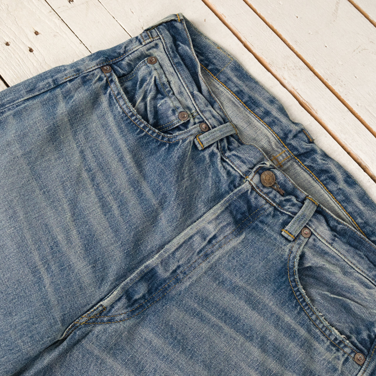 Lot. 001XX Light Wash