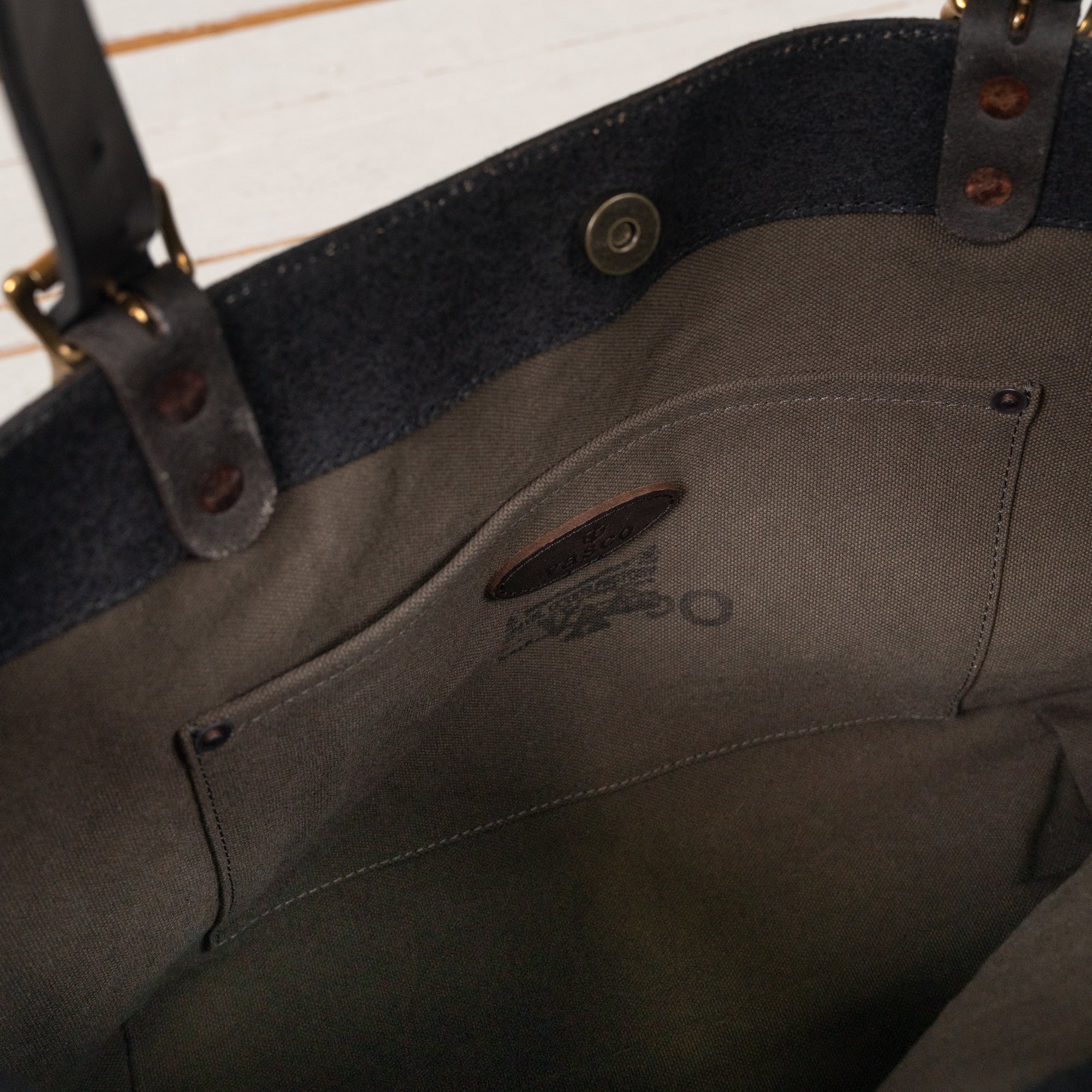 Leather Travel Tote Bag Medium Schwarz