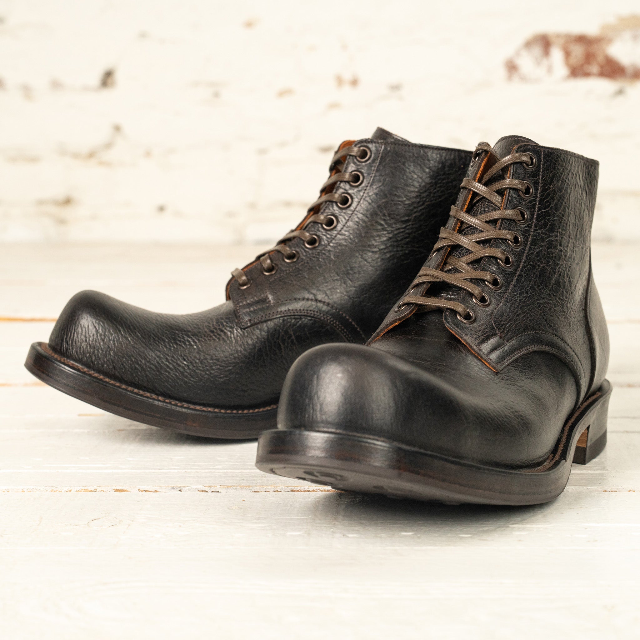Service Boot 310 Kudu Dark Brown