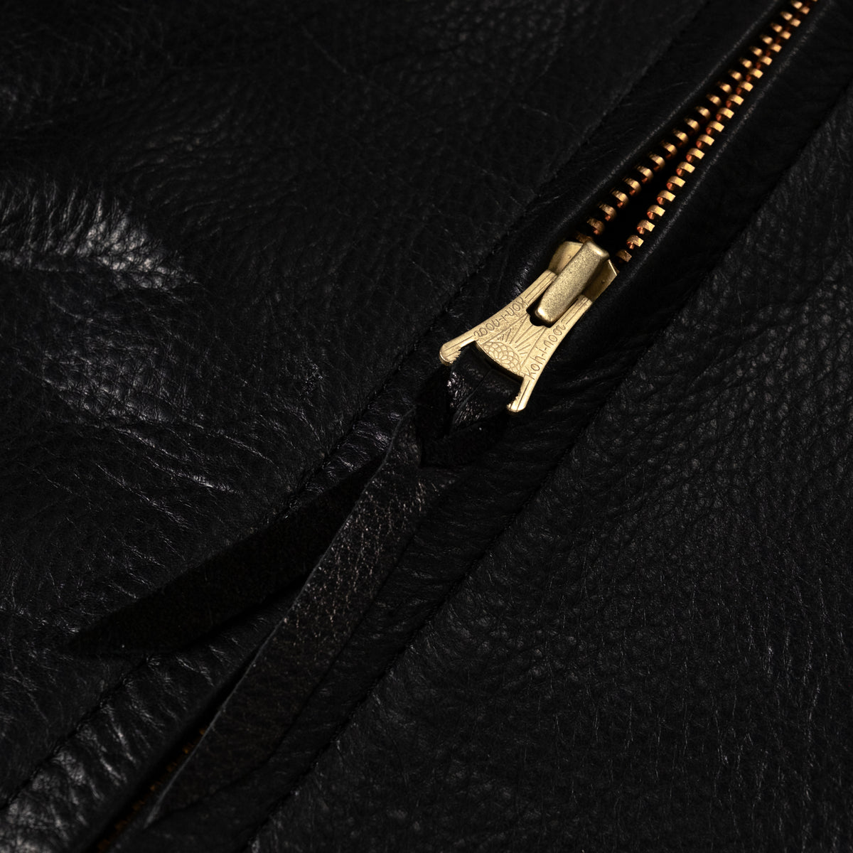 Steer Oil Hooded Parka Black