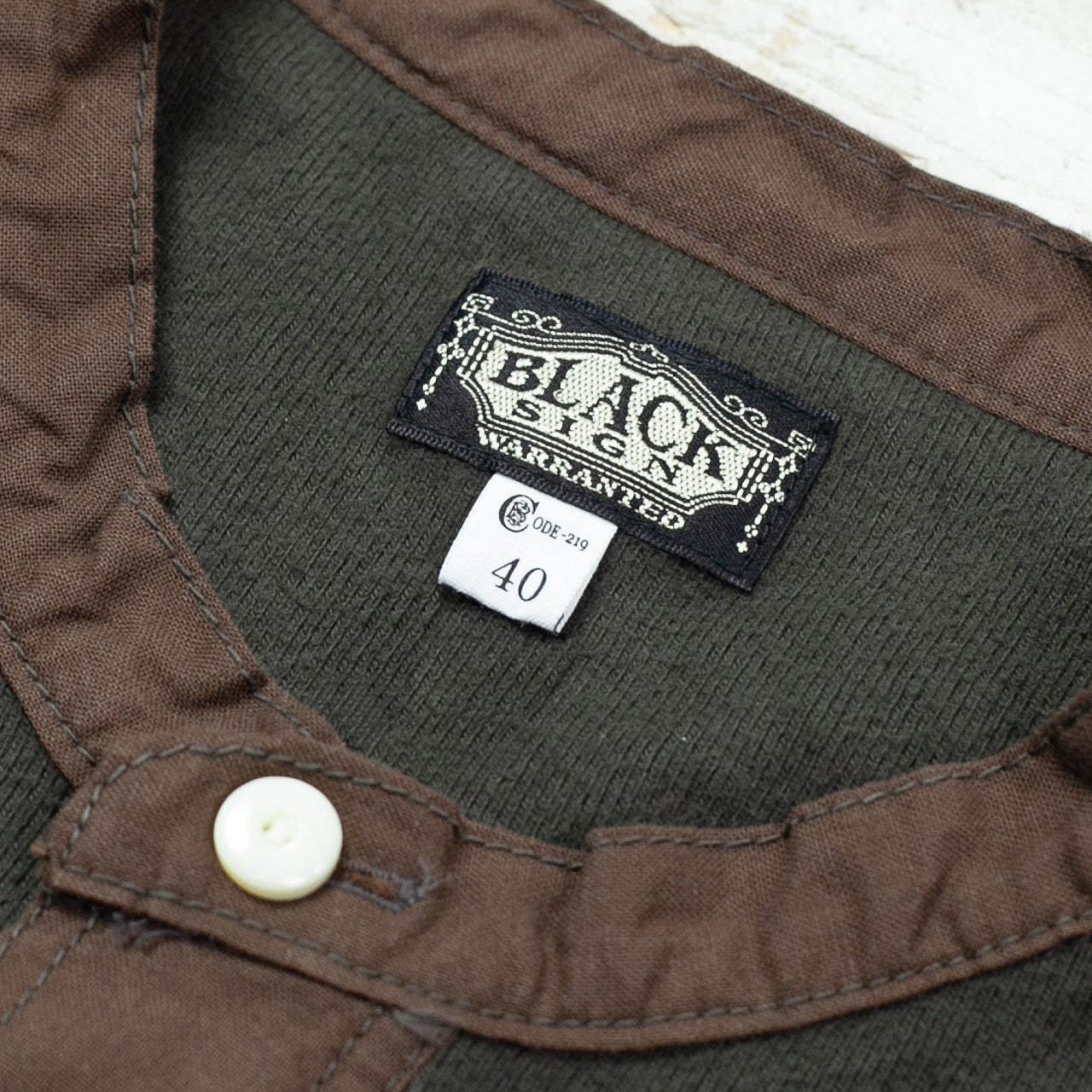 BLACK SIGN Henley Neck Amish Under Wear Green