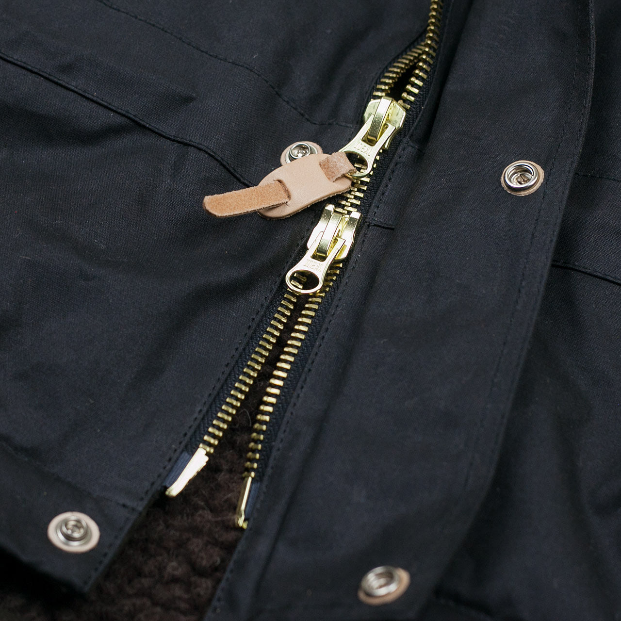 Waxed Mountain Jacket Schwarz