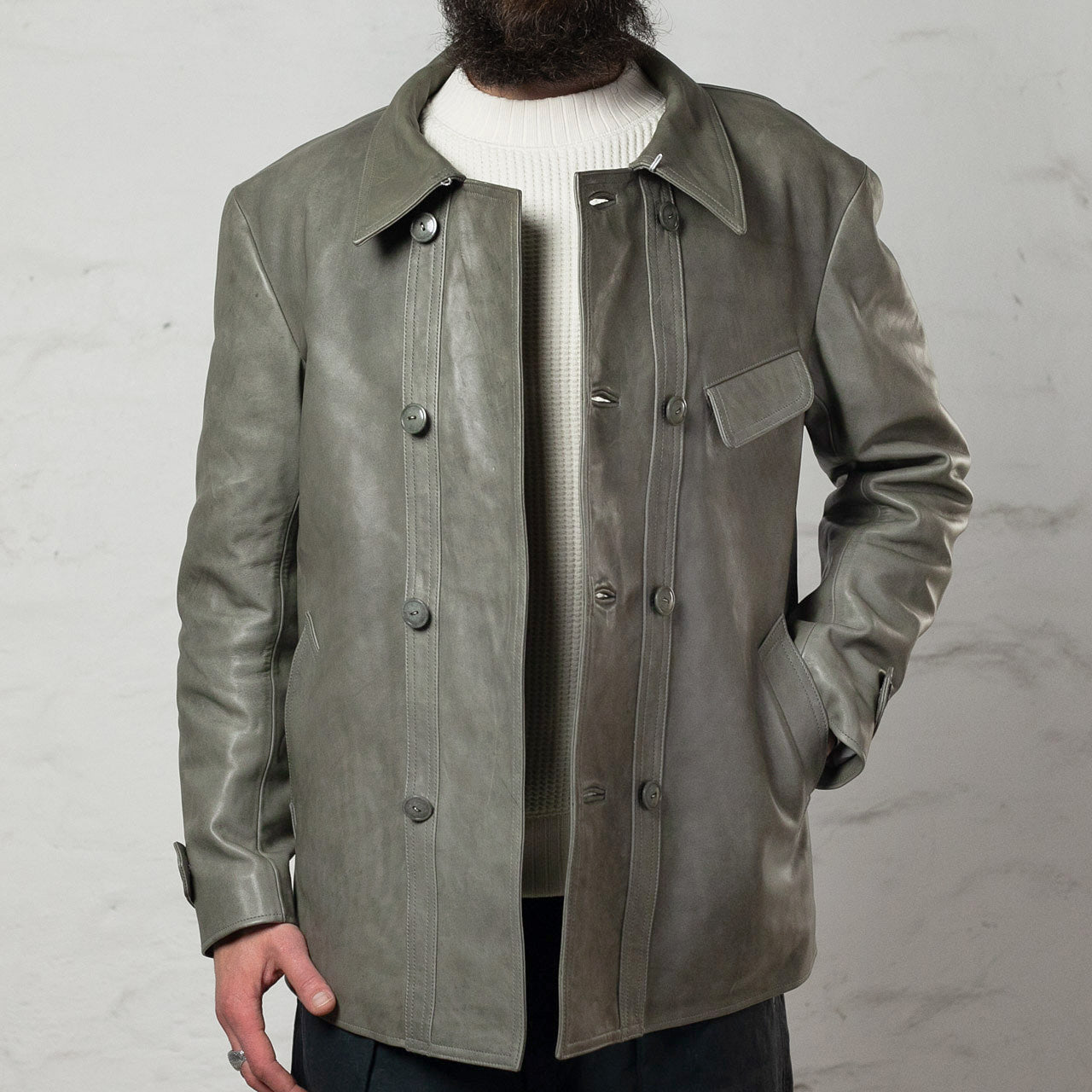 Corbusier Coat Pferdeleder Sage