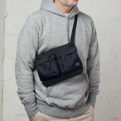 Force Shoulder Bag Schwarz