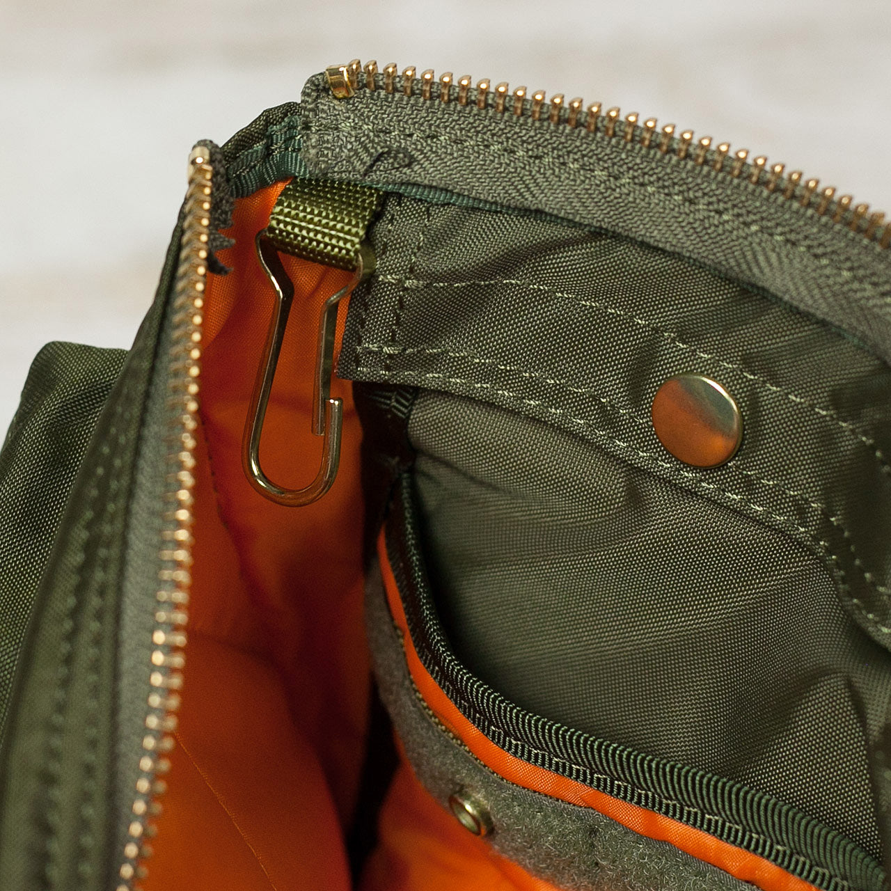 Force Shoulder Bag Olive Drab
