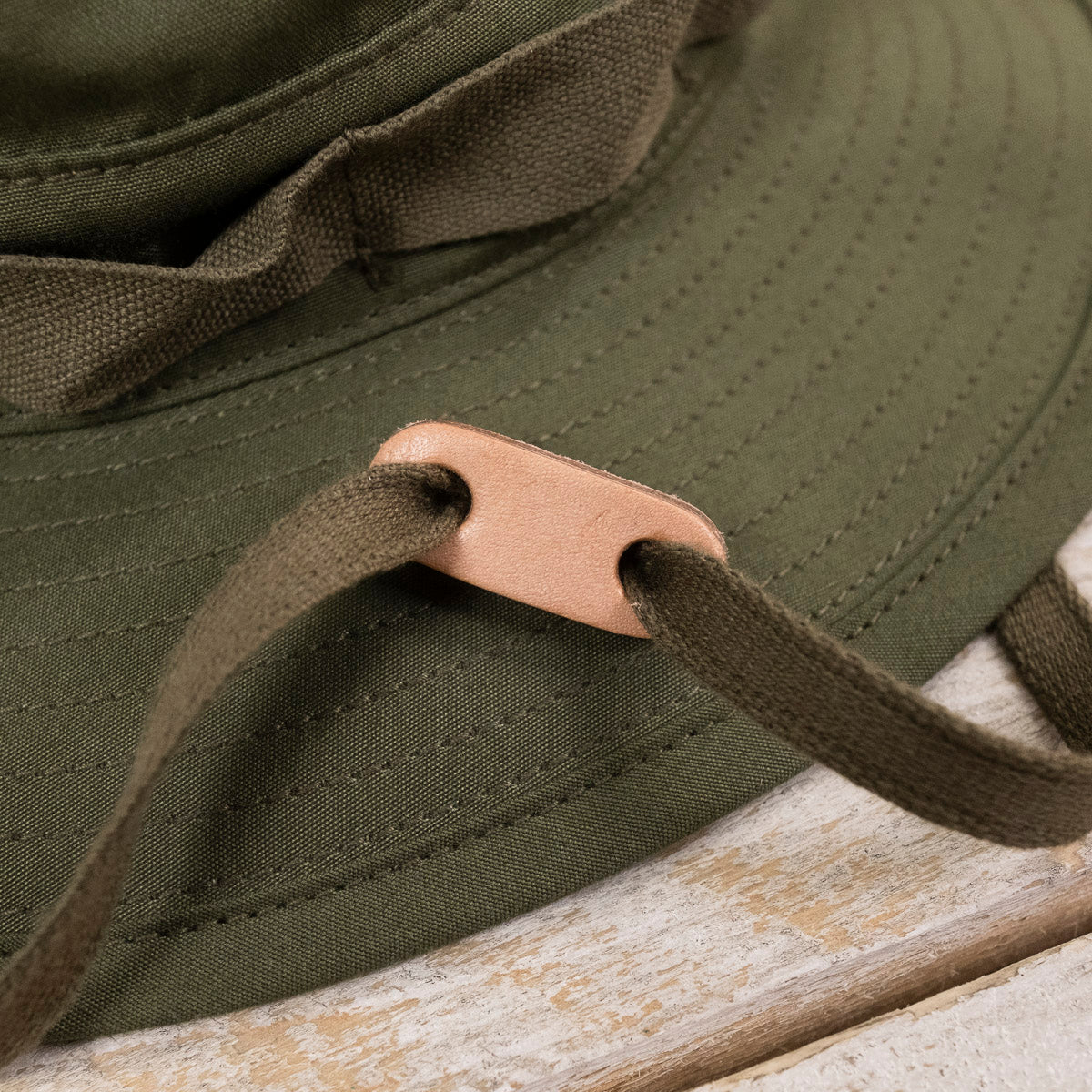 Jungle Hat Oliv
