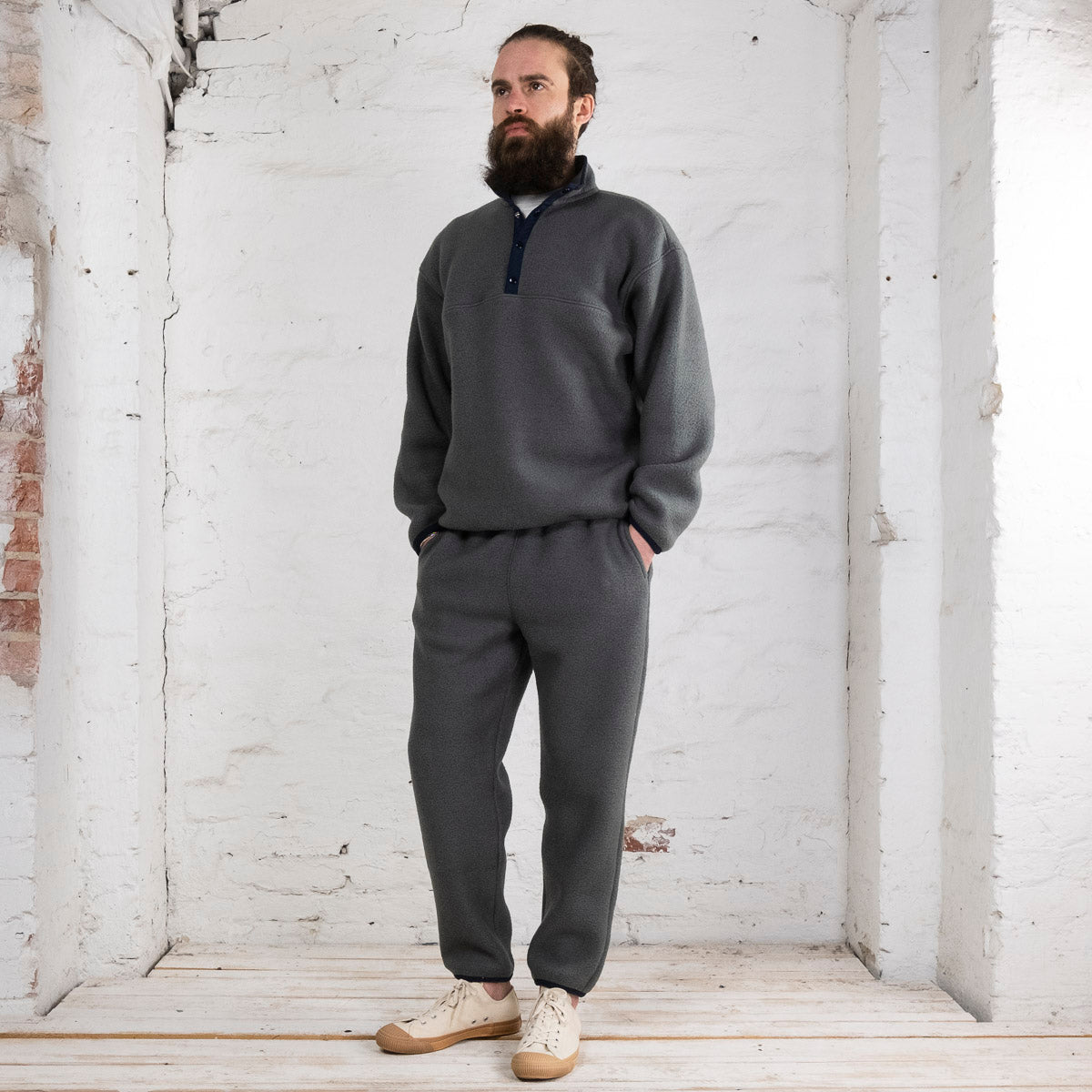 Snap Front Pull-Over Fleece Grau