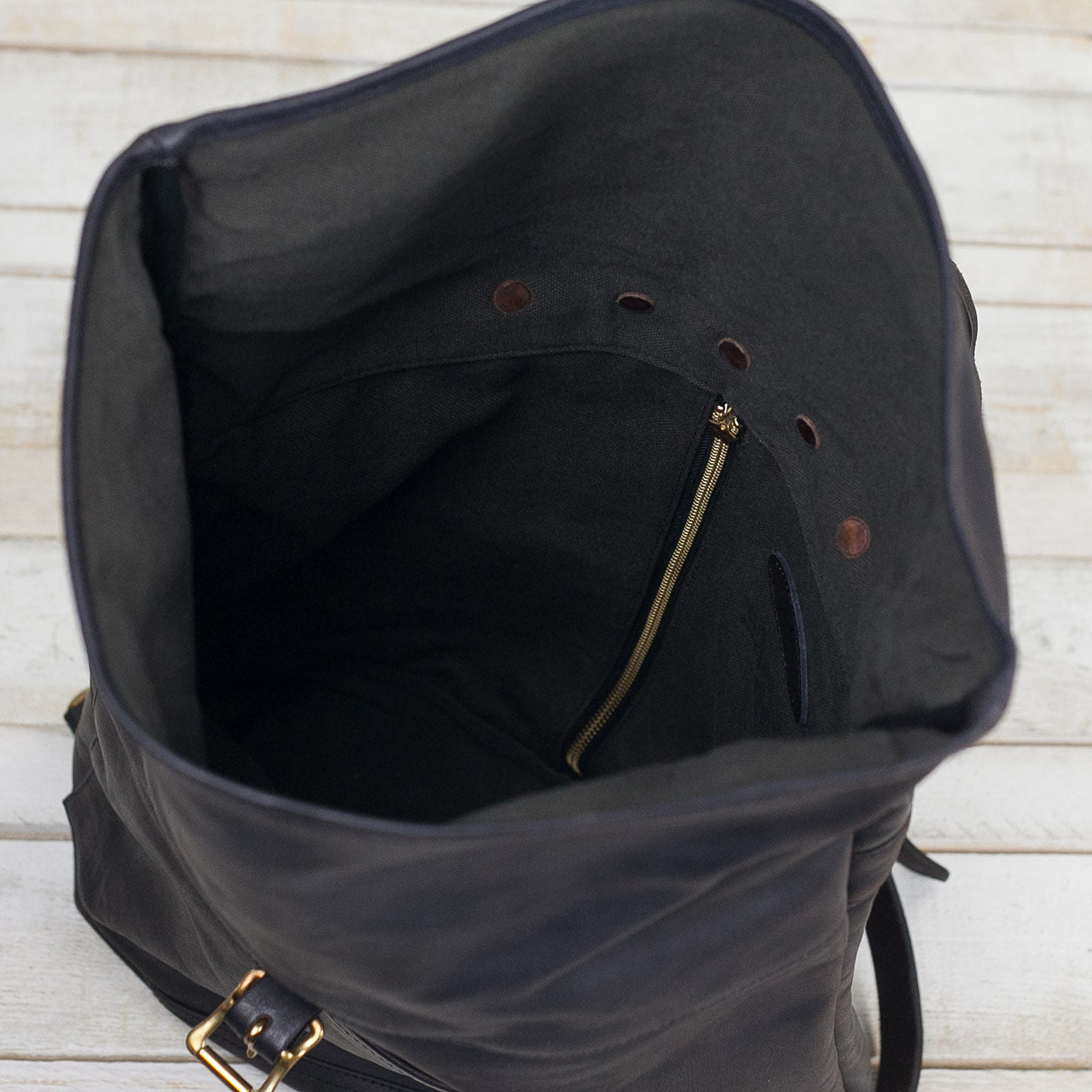 Leder Rolltop Rucksack Schwarz
