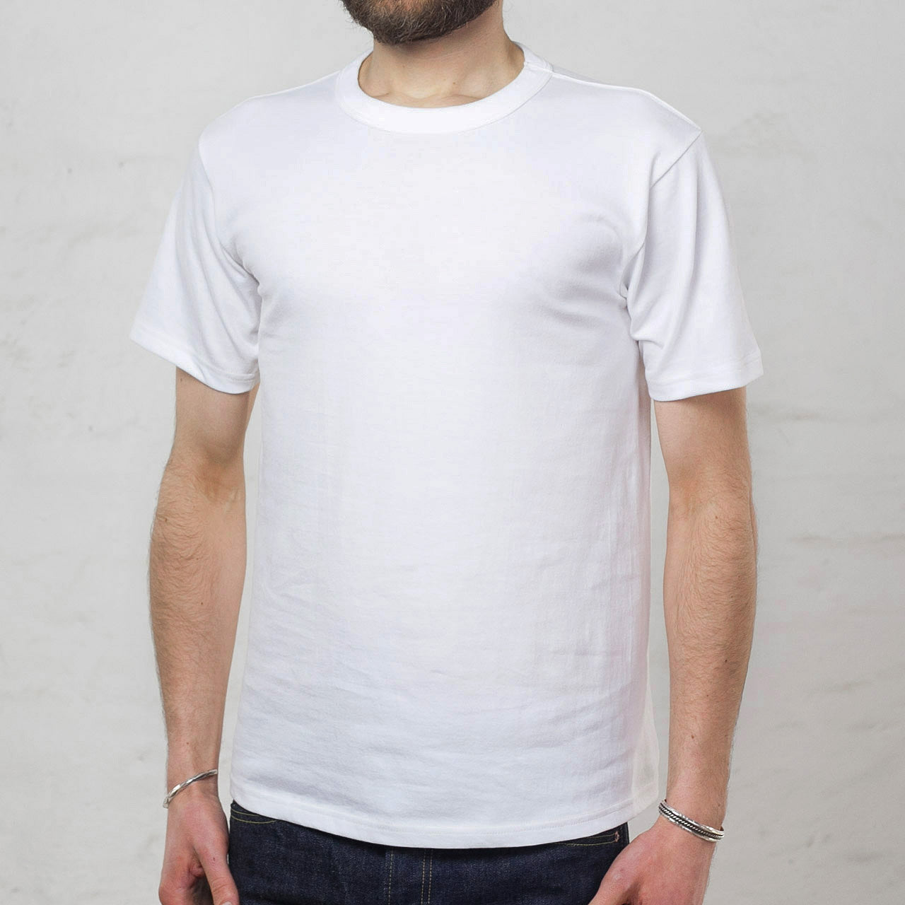 WV73544 Whitesville 2Pack T-Shirt Weiß - featured in "The Bear"